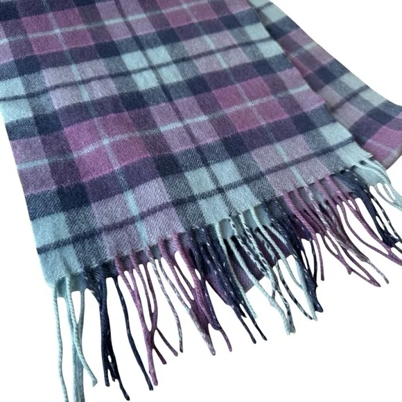 Lochmere 100% Cashmere Fringed Plaid Scarf in Purple and Blue - Picture 3 of 9